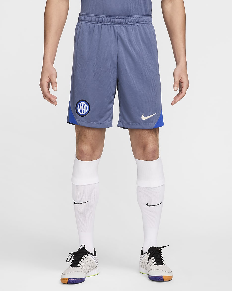 Inter Milan Strike Men s Nike Dri FIT Football Knit Shorts